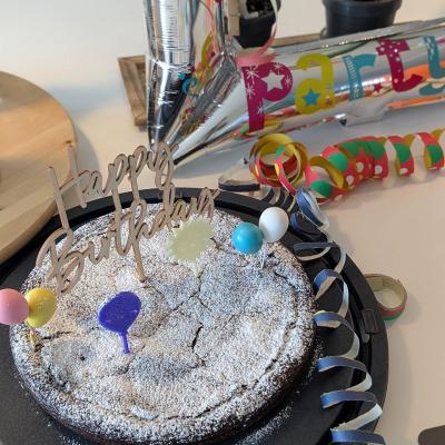 Geburstagskuchen auf einem Tisch